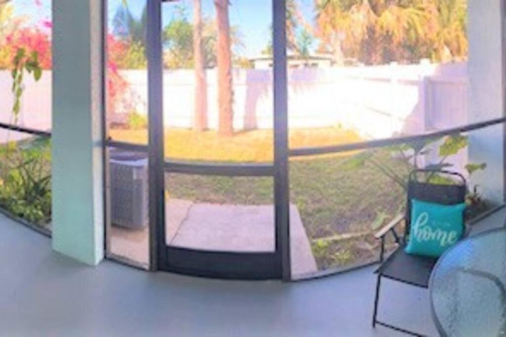Beautiful Bright & Sparkling 2Bed 1Bath Beach Retreat - Unit 212 Cocoa Beach Eksteriør billede