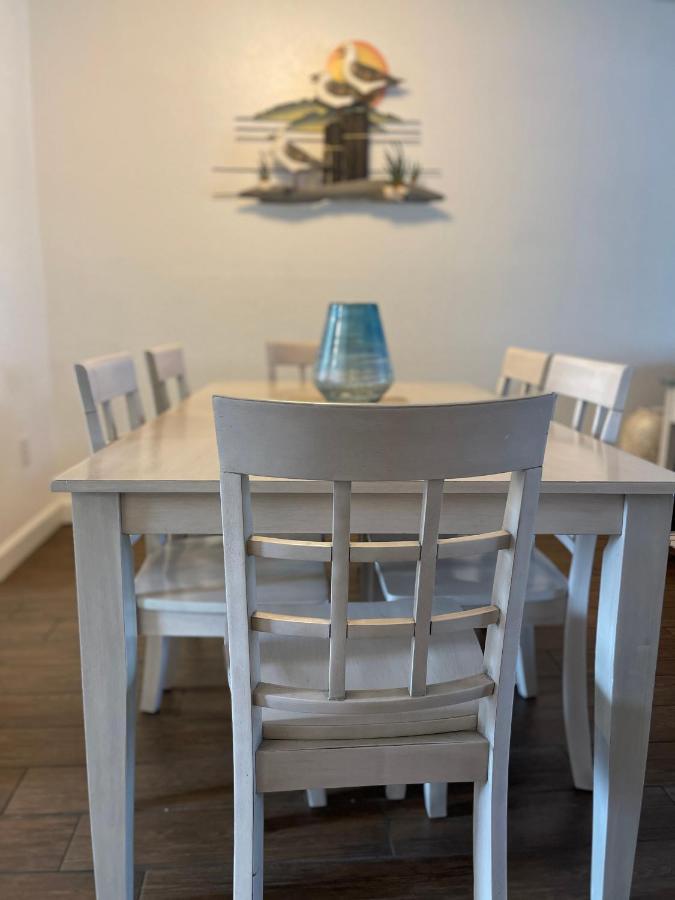 Beautiful Bright & Sparkling 2Bed 1Bath Beach Retreat - Unit 212 Cocoa Beach Eksteriør billede
